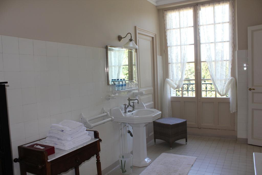 Appartement Du Chateau Du Grand Bouchet Ballan-Mire Room photo
